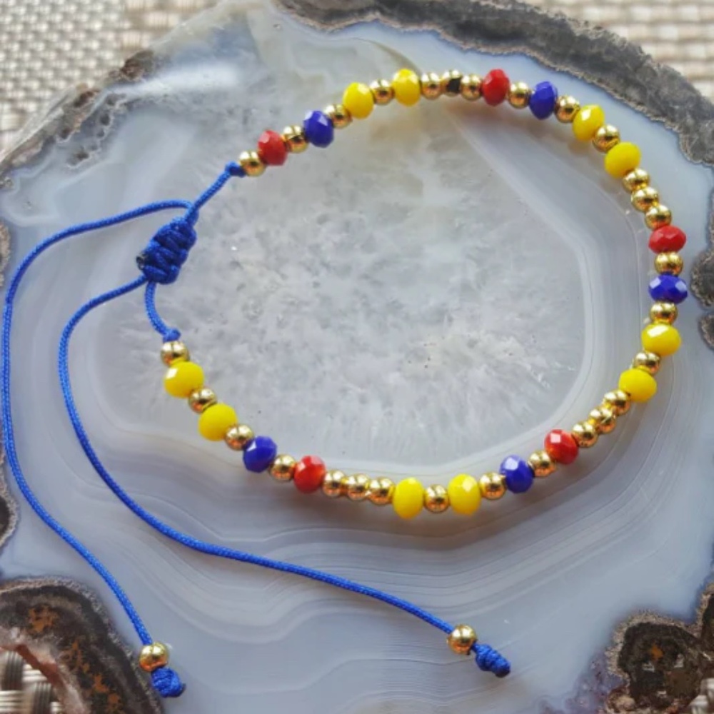 Tricolor Macramé Style Bracelet